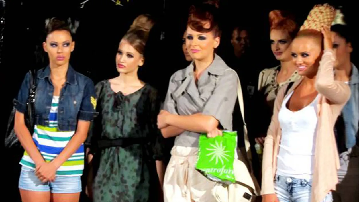 Fetele de la Next Top Model s-au imbatat crita! Unele au vomitat, altele nu erau in stare sa scoata doua cuvinte in fata lui Botezatu
