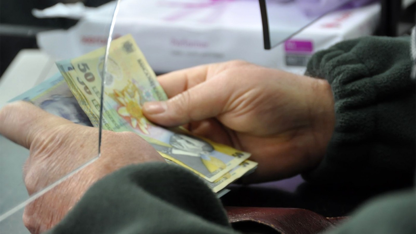 Pensionarii din România care, începând cu 1 ianuarie 2024, vor primi pensii mărite la 3.920 lei