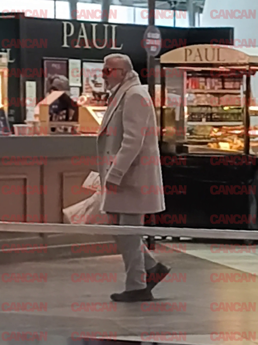Ilie Năstase a dat peste cap tot mall-ul la 79 de ani. Haterii vor spune că e AI