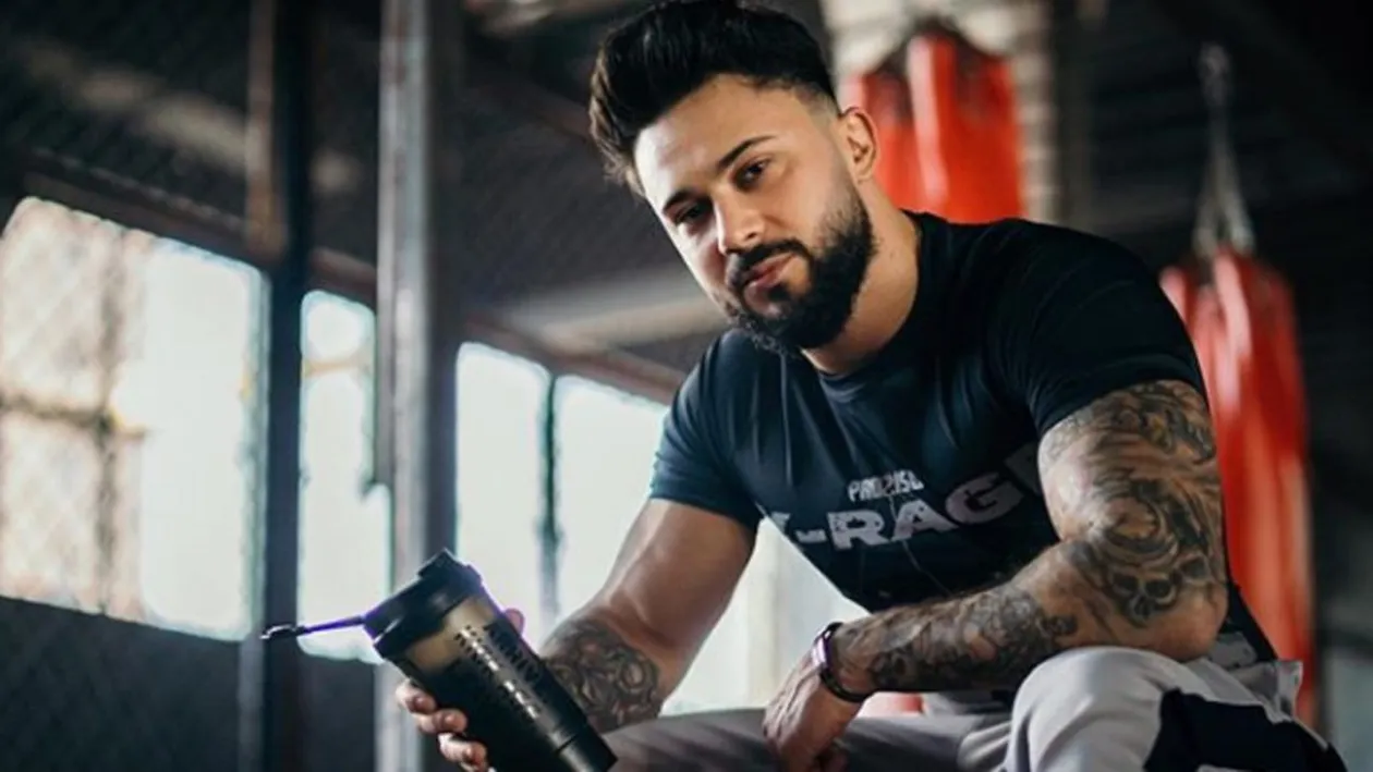 George de la Insula Iubirii a devenit tătic! Prima imagine cu fetița fostei ispite de la Antena 1