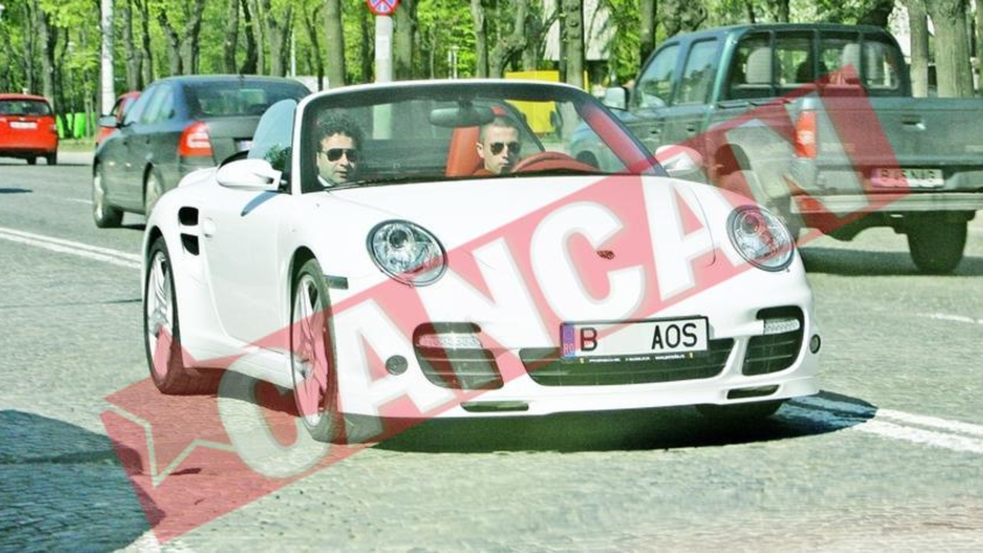Masina de cinci miliarde de lei pentru ala micu'