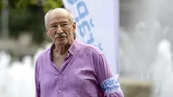 Victor Rebengiuc, amenințat cu moartea. Polițiștii au făcut deja primele descinderi în București