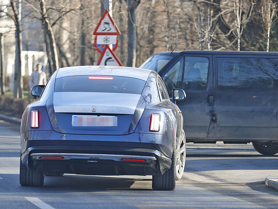 "Regina Purcari" a testat Rolls-ul pe străzile din Capitală