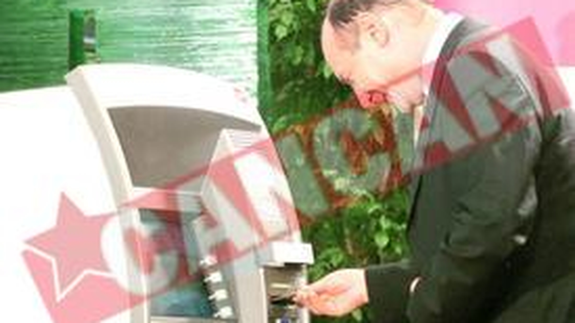 Basescu,amendat cu 20% din salariu