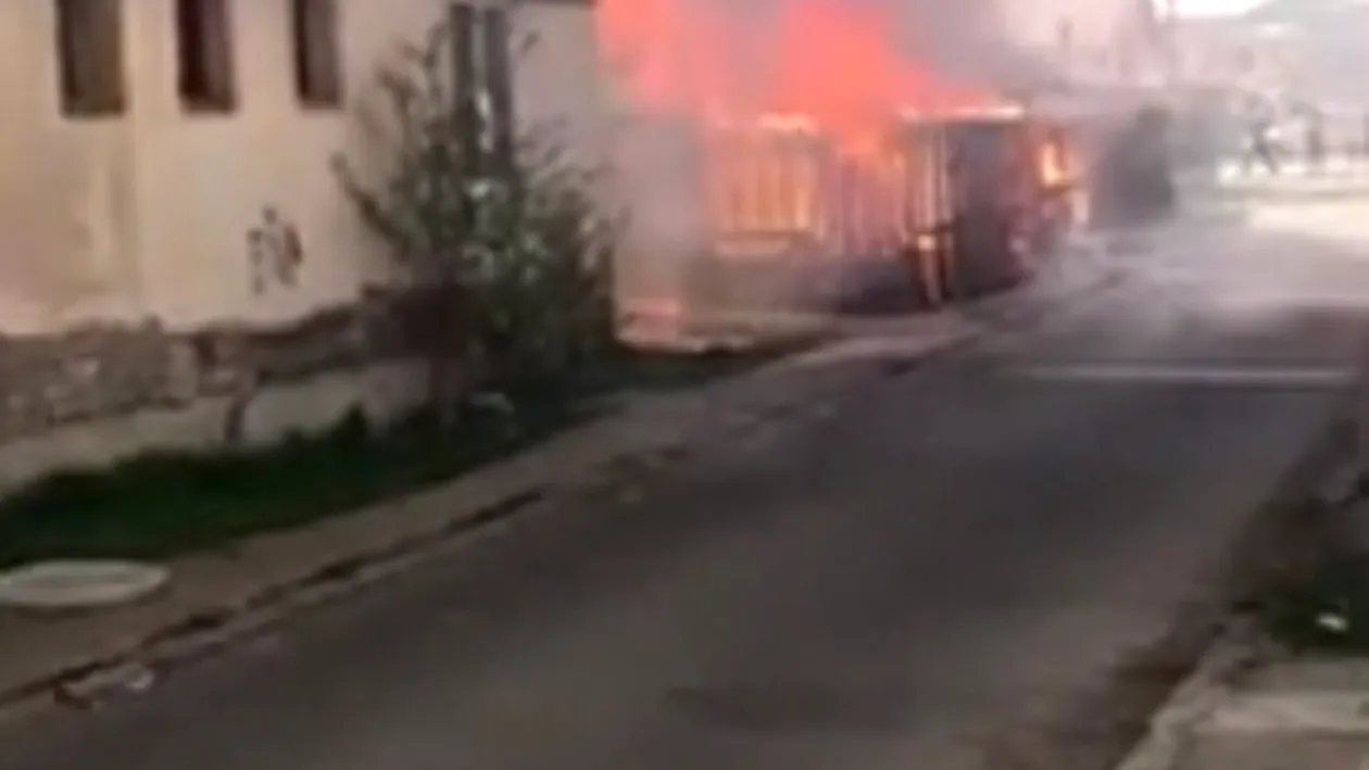 O bătrână din Târgu Mureș a ars de vie în casă!