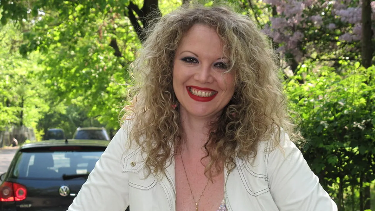 Oana Lis, mărturisire incredibilă: ”Să te îndrăgostești la 40 de ani e o minune frumoasă”