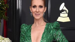 CELINE DION, de nerecunoscut pe covorul roşu. Celebra cântăreaţă a slăbit enorm şi a apărut brăzdată de riduri 