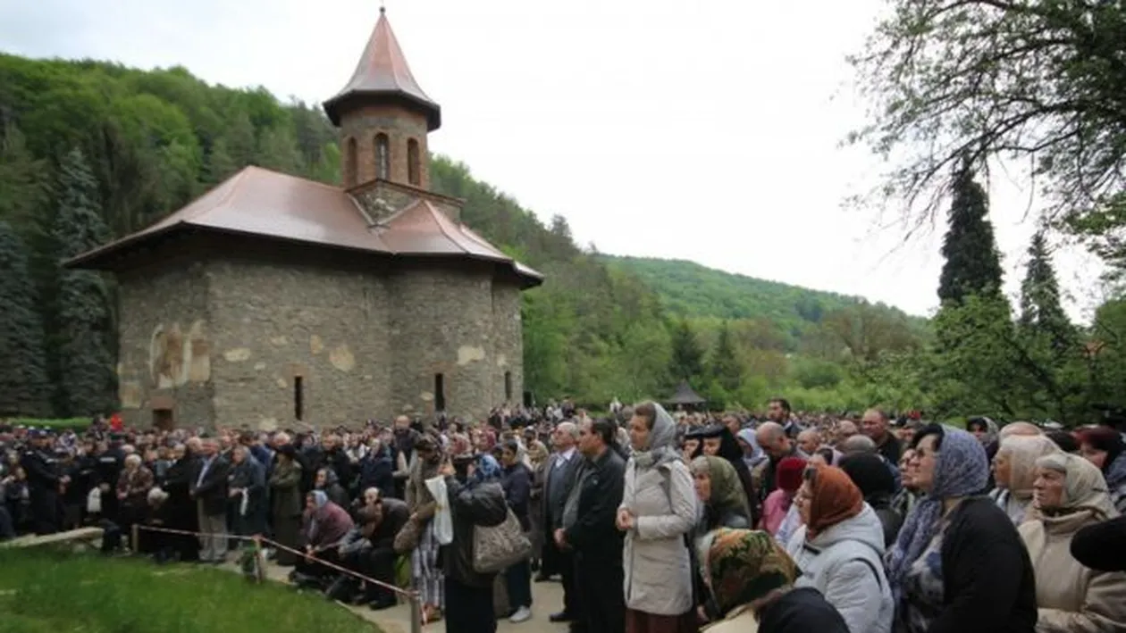 CALENDAR CRESTIN ORTODOX 9 OCTOMBRIE: Ce sfant sarbatorim vineri