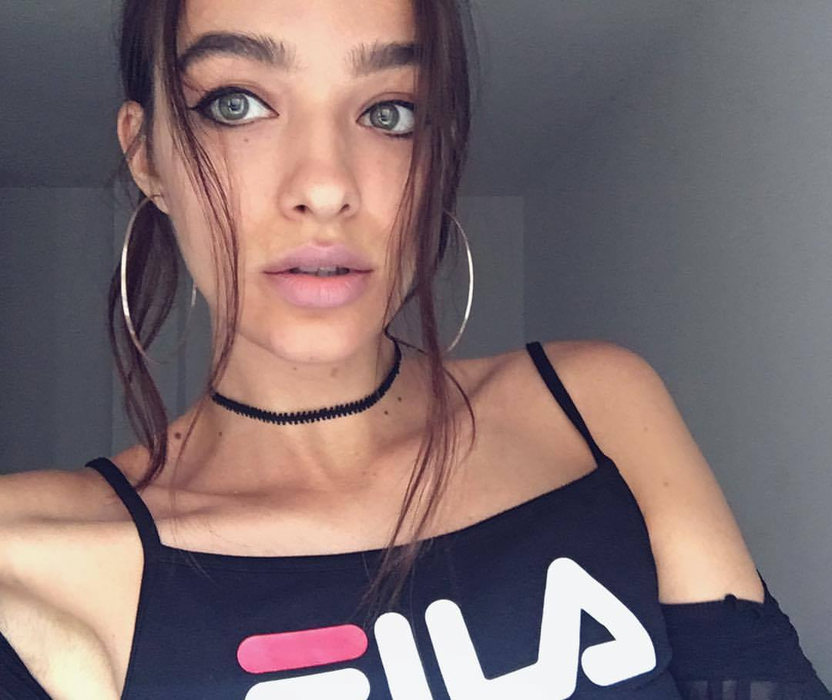 Denisa Ciocoiu este un model apreciat la Londra, acolo unde s-a mutat
