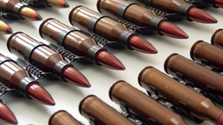 Se fura si din depozitele de armament belgiene, nu numai de la Ciorogarla!