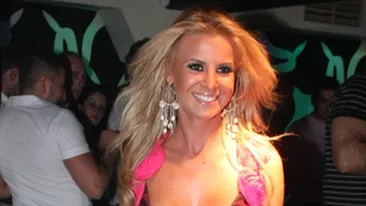 Marina Dina isi minte nepotica mereu. Vezi aici ce motive are