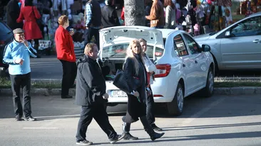 Diva sexy e un mit, Roxana s-a rotunjit! Ce ascunde cantareata sub aceasta rochita!