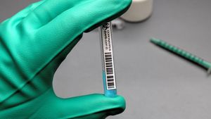 Coronavirus, 2 noiembrie. Cifre îngrijorătoare! 4.041 de cazuri noi SARS – CoV – 2, în ultimele 24 de ore