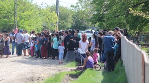 Uluitor! Un preot din Ilfov a lăsat mortul în drum pentru că nu s-a înțeles la bani cu familia decedatului