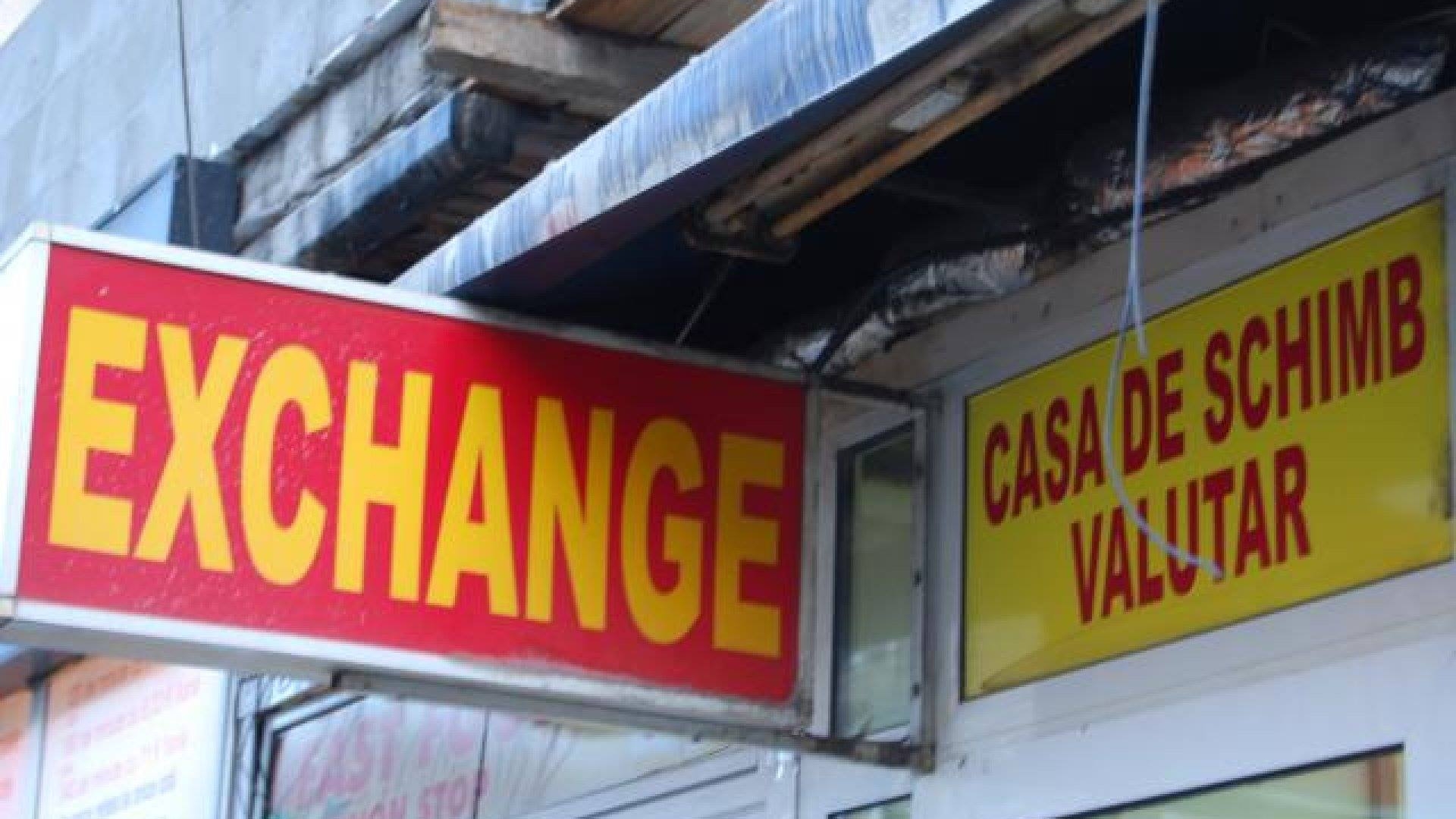 Curs valutar 19 martie. S-a întâmplat: cât costă azi 1 EURO și 1 DOLAR