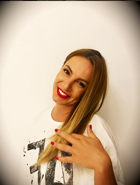 CORI GRĂMESCU, siluetă de invidiat! ‘’Regina Fitnessului‘’ şi-a etalat formele perfecte în costum de baie