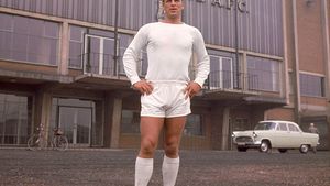 John Charles, Uriașul blând