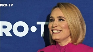 Andreea Esca a urcat în avion cu Papa Francisc, la Roma! Mesajul vedetei de la ProTV