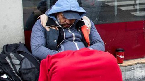 Ireal ce a pățit un român în timp ce se plimba cu soția prin Iași: "Un cerșetor întinde mâna și zice să..." Continuarea întrece orice imaginație
