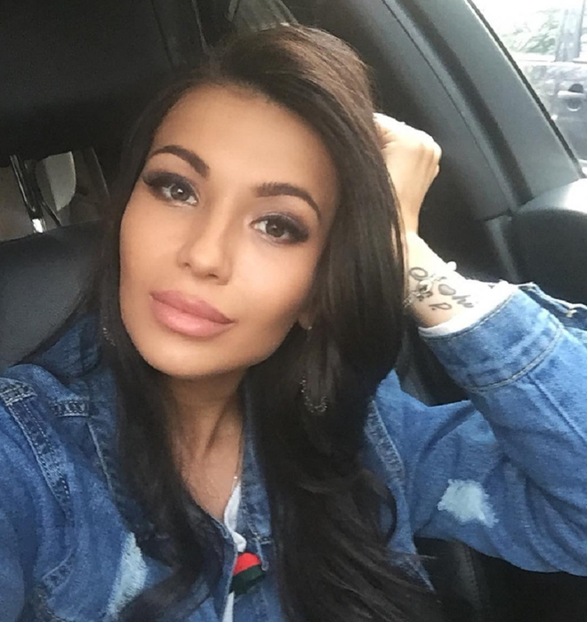 Anda Călin își pune silicoane la două luni după ce s-a despărțit de Vârciu