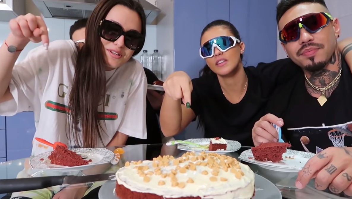 Alexia Eram, atacată și jignită de fanii lui Abi Talent Cum a reacționat fiica Andreei Esca