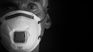 Descoperirea care ar putea schimba tot în lume! Israelul testează măştile care ucid coronavirusul