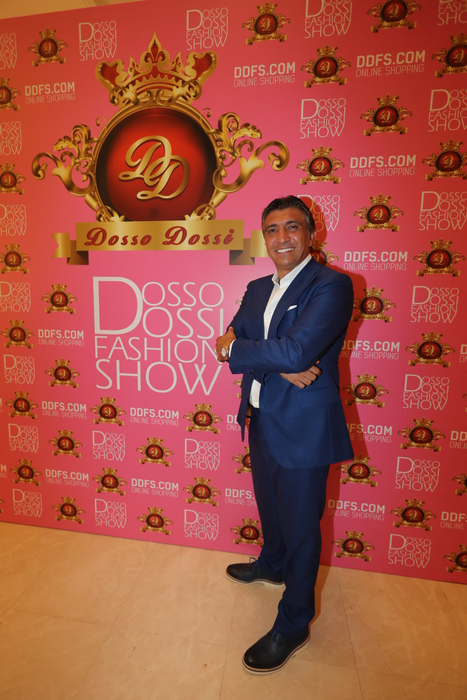 Conceptul  Dosso Dossi Fashion Show a luat naştere în urmă cu 15 ani, în 2002, şi aparţine omului de afaceri Ahmet Eraslan