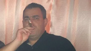 Credeai ca le-ai vazut pe toate? O sa ramai mut cand vei privi o poza din 1984 cu Florin Cioaba si Daniel, fiul sau