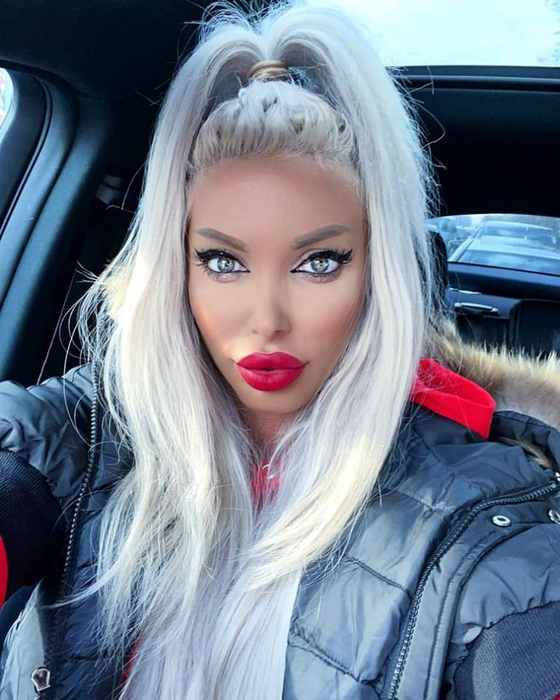 Loredana Chivu, una dintre cele mai sexy femei din România