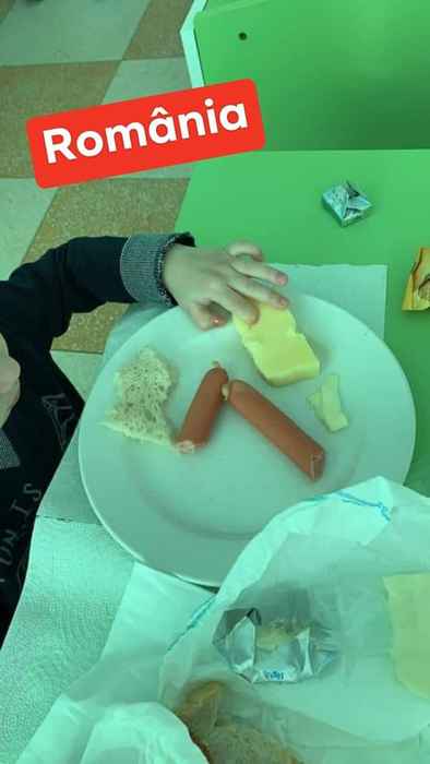 Galerie foto scandaloasă | Cum arată micul dejun în spitalele din România și cum arată în cele din restul țărilor din Europa
