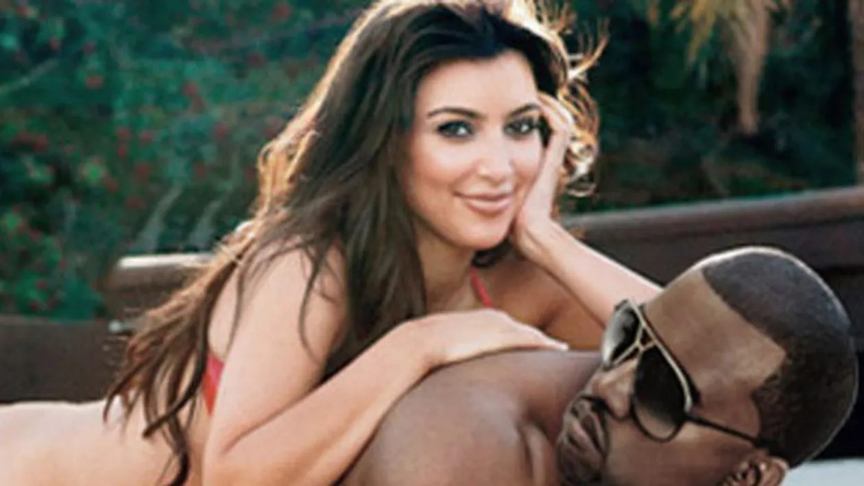 Kim Kardashian a devenit mama! Fetita starletei a venit pe lume in mod natural