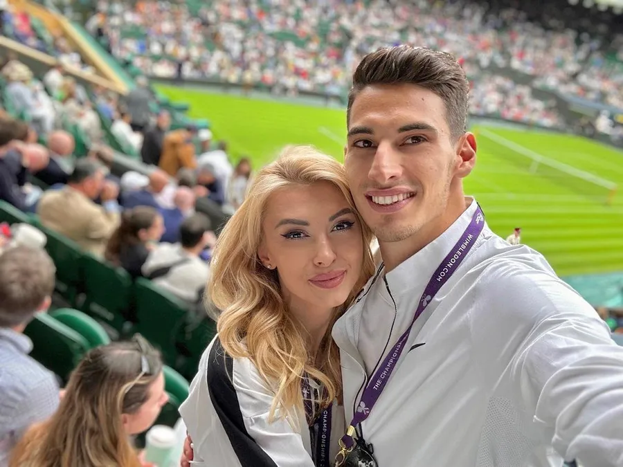 Victor Cornea, pas uriaș în relația cu Andreea Bălan! Imaginile făcute publice spun totul. Unde a dus-o tenismenul pe artistă