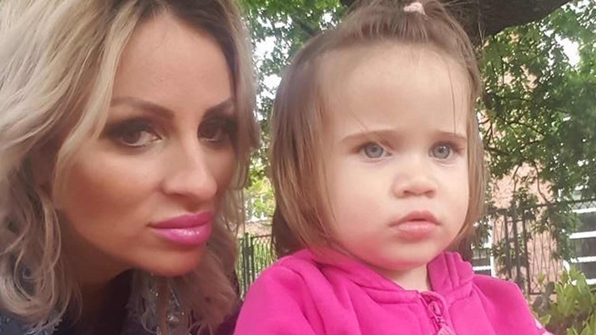 Ce face Sânziana Buruiană, după ce Andreea Tonciu nu a invitat-o la petrecere