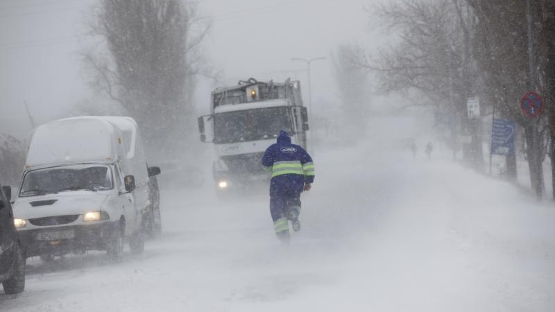 ANM: cod galben de ninsori și viscol în România! Intră în vigoare la ora 02:00 până luni la 14:00