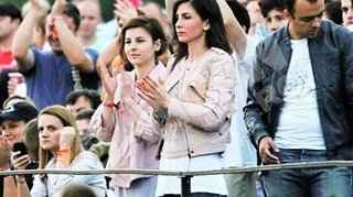 Frigescu la bal, Badiu la spital!