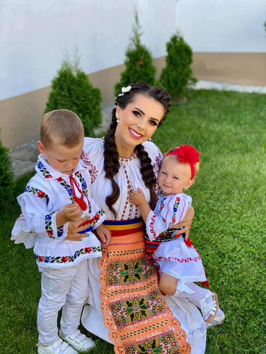 Georgiana Lobonț se pregătește să devină mamă pentru a treia oară! Rareș Ciciovan: “Să fie gemeni sau tripleți”