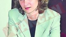 S-a indragostit de un detinut