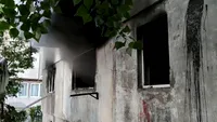 17 persoane evacuate dintr-un bloc din Slatina. Un apartament a fost cuprins de flăcări. VIDEO