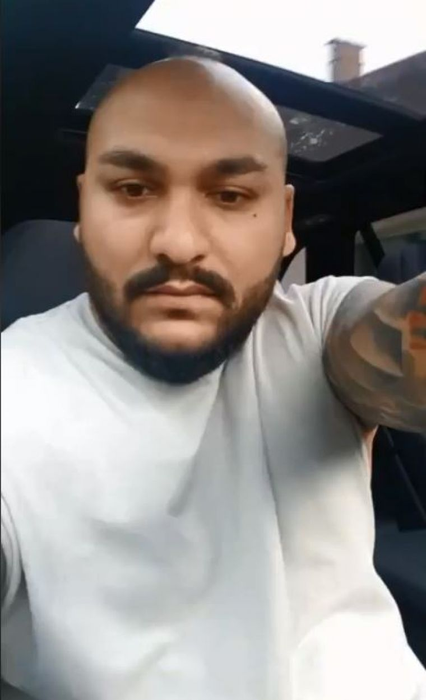 Acum e „bad boy” și plin de tatuaje, dar să vezi cum era Dani Mocanu înainte să fie celebru, când arăta NORMAL