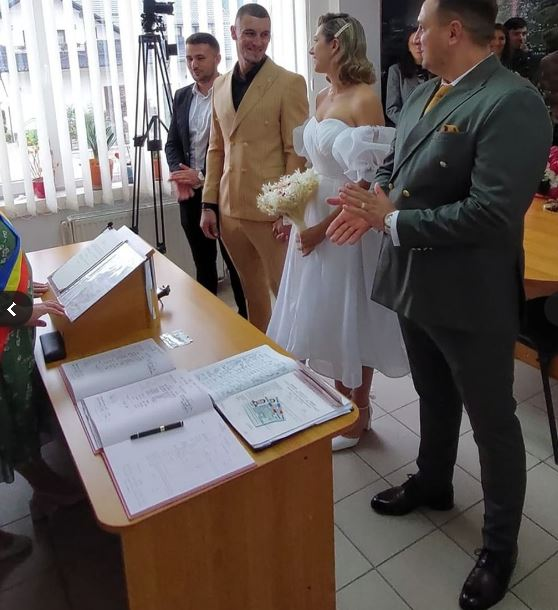 Andrei Cornea și Mădălin Moroșanu s-au căsătorit civil/ sursă foto: Instagram