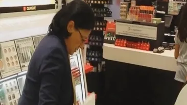 Cum s-a abramburit printre rujuri de lux si jachete de aproape 300 de euro bucata!