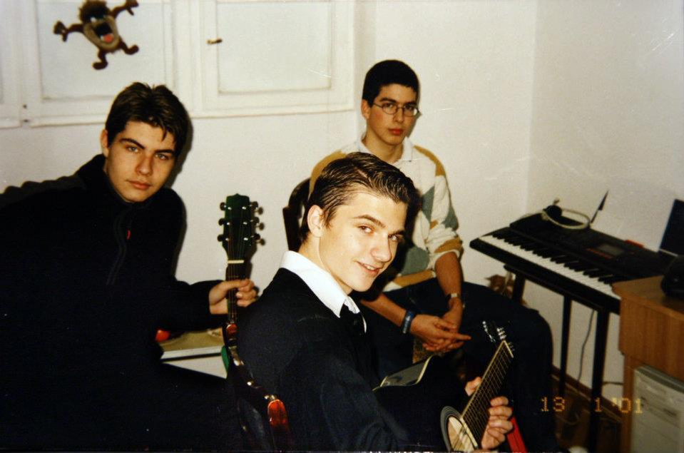 Clasa a VIII-a, formație de rock ‘n roll cu doi colegi de generală