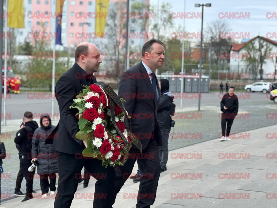 Ambasadorul Ucrainei a venit la funeraliile lui Mircea Lucescu