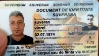 Cum îl cheamă, de fapt, pe Viorel Suveranul, bărbatul care și-a făcut singur actele de identitate și numerele de înmatriculare. S-a ales cu dosar penal pentru două infracțiuni