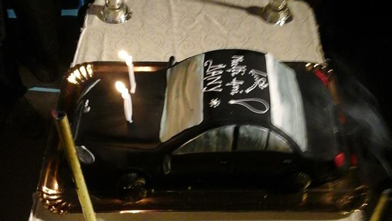 Salam e cel mai fericit tatic! La aniversarea de 10 ani, baiatul lui a primit-o cadou pe Ruby!