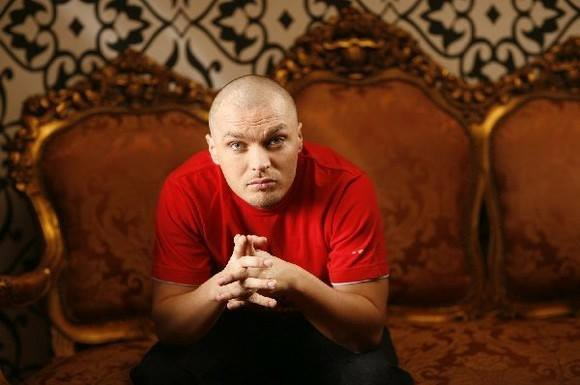 Un traficant de carne vie a povestit cum s-ar fi ”prăfuit” la Roma împreună cu... Alex Velea și Puya