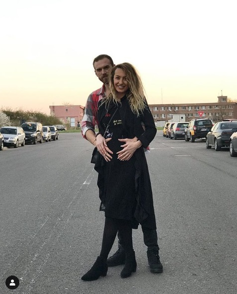 Flavia Mihășan și Marius Moldovan s-au logodit înainte să devină părinți! Prima poză cu inelul primit de asistenta TV