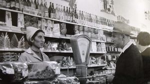 Dulcele din comunism pe care îl găsești la Mega Image, la doar 2,99 lei. Mamele și bunicile noastre îl cumpărau des