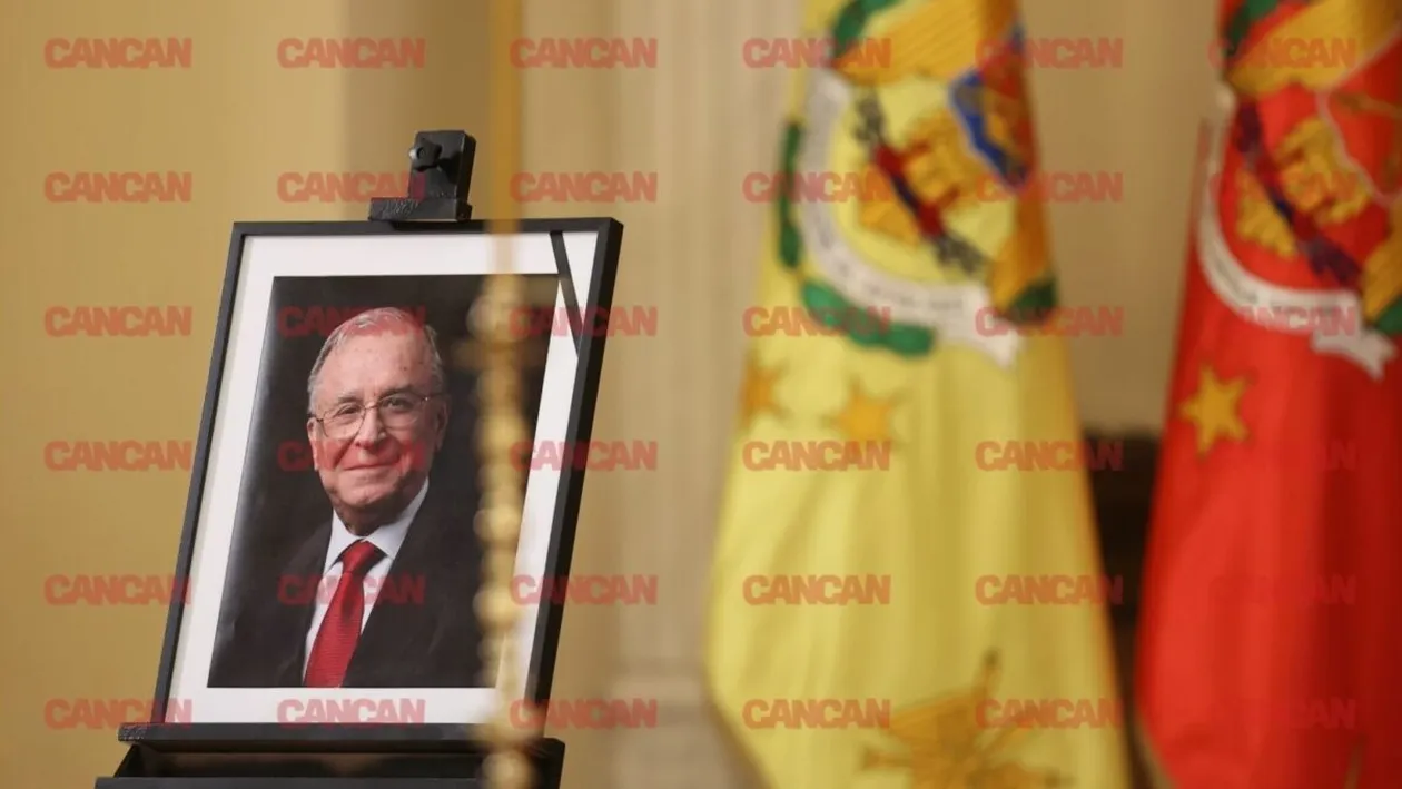 Ce a apărut la mormântul lui Ion Iliescu, la o lună și jumătate de la înmormântare. Se vede de la distanță