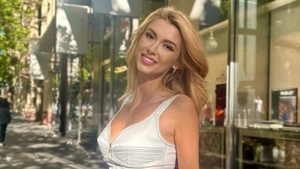 Andreea Bălan și-a luat prin surprindere toți fanii. Ce schimbare de look și-a făcut vedeta pentru „Te cunosc de undeva”